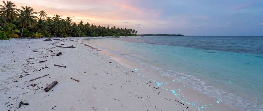 Wide view of Fulhadhoo Beach (Sea of Stars), Baa Atoll.