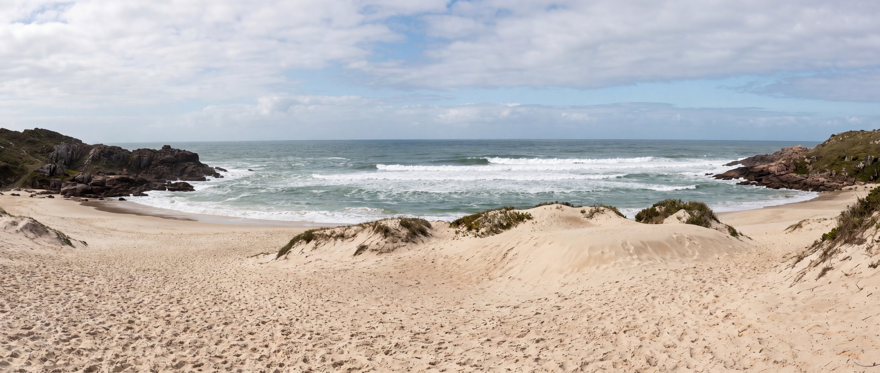 Wide view of Joaquina Beach, Florianópolis, Santa Catarina.