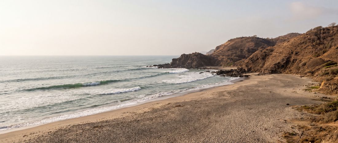 Wide view of Montañita, Santa Elena.