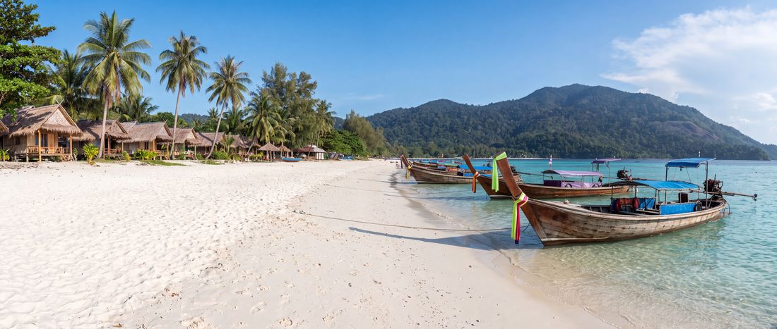 Wide view of Pattaya Beach (Koh Lipe), Satun.