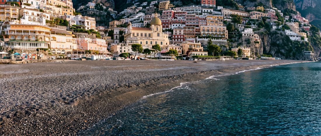 Wide view of Spiaggia Grande, Positano, Italy.