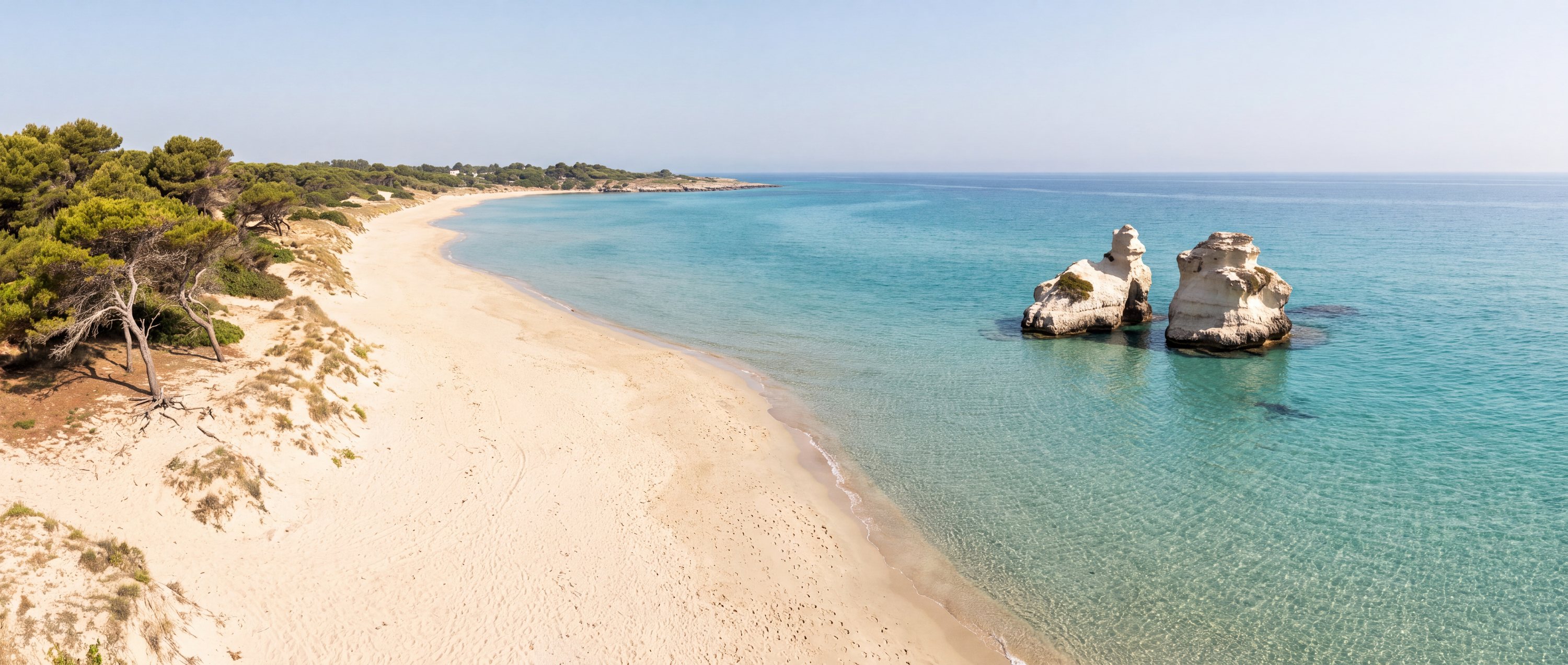 Wide view of Spiaggia di Torre dell'Orso, Melendugno, Salento, Puglia.