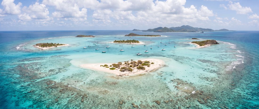 Wide view of Tobago Cays, Tobago Cays.